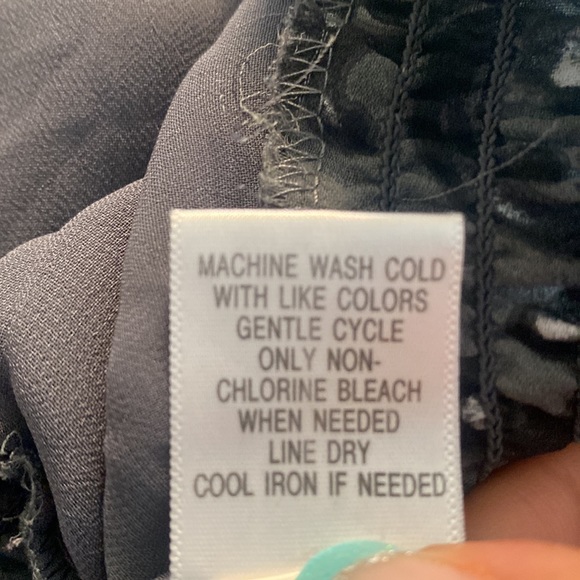 Apt. 9 Flutter Sleeve Blouson Blouse - Picture 9 of 10